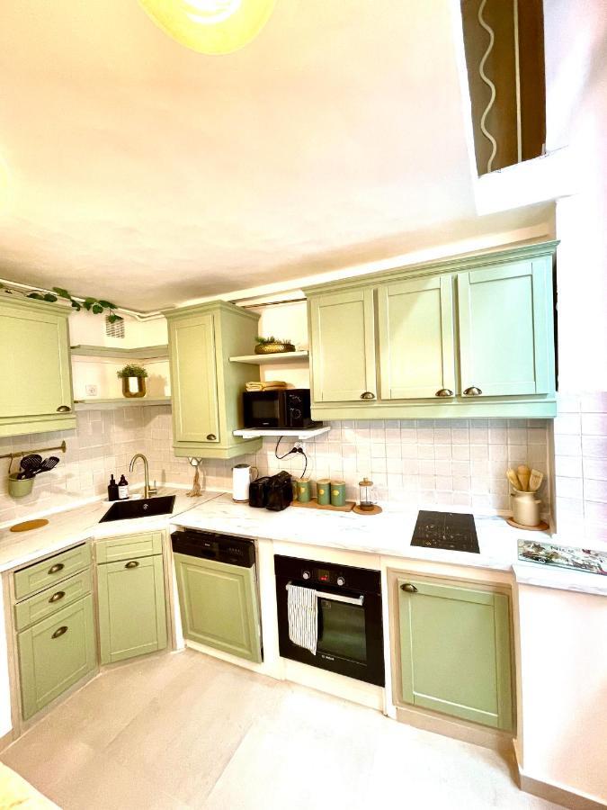 Spacious Loft, Duplex, Old Town, 3 Bedrooms - Easy Check-In Nice Eksteriør billede
