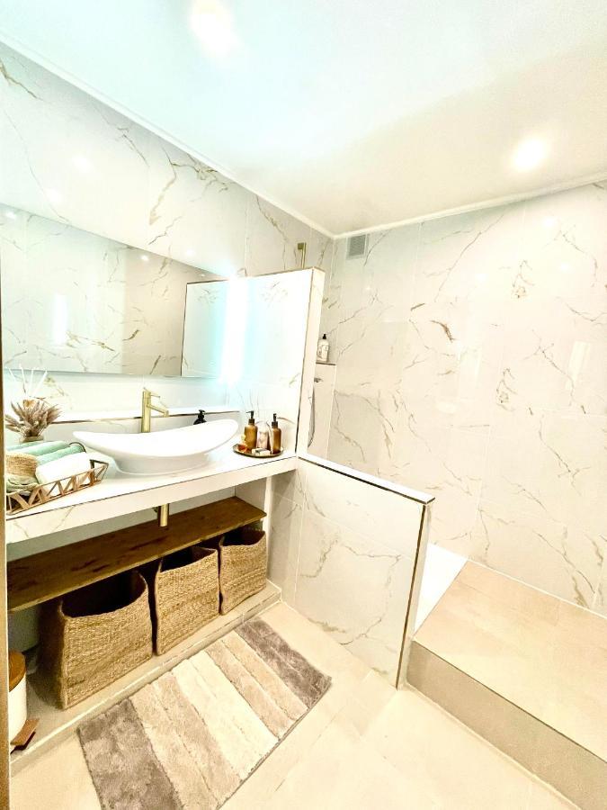 Spacious Loft, Duplex, Old Town, 3 Bedrooms - Easy Check-In Nice Eksteriør billede